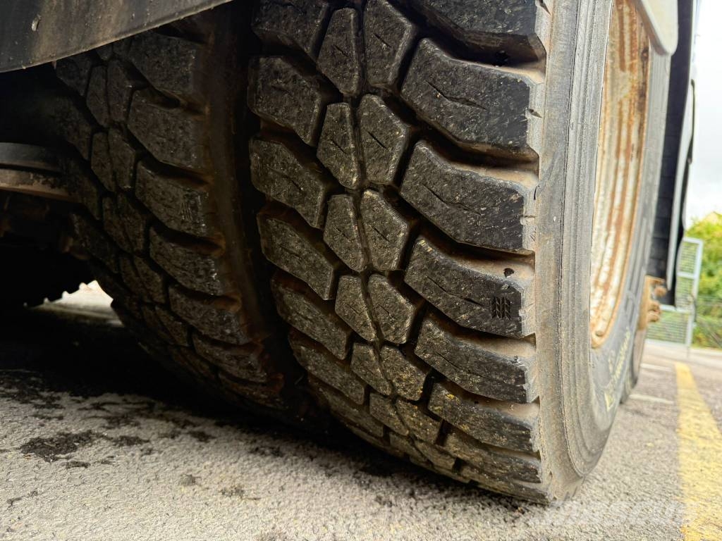 Scania L 360 Hook Loader Kroghejs