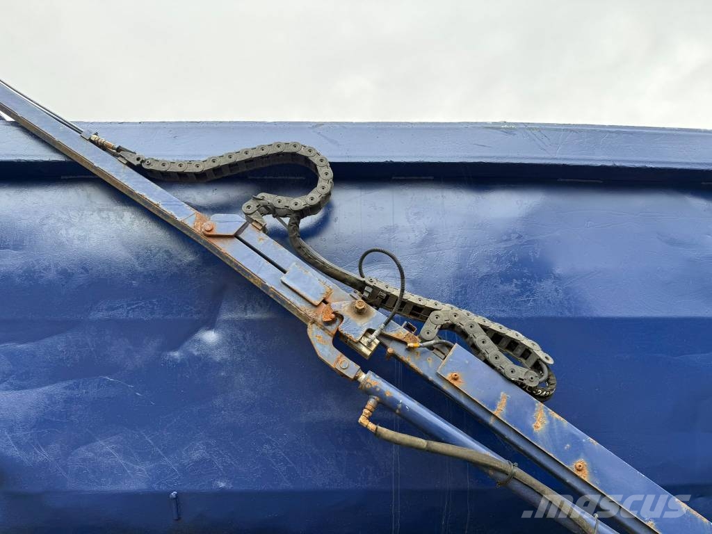 Scania L 360 Hook Loader Kroghejs