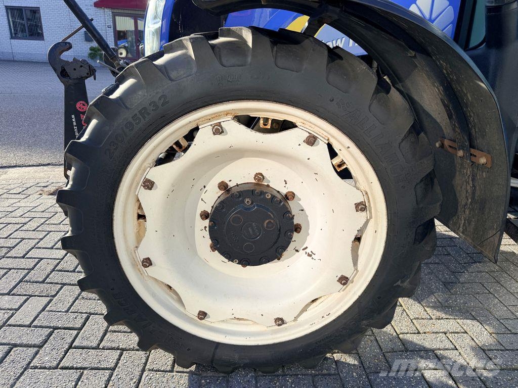 New Holland T5050 Kruip, Shuttle Traktori