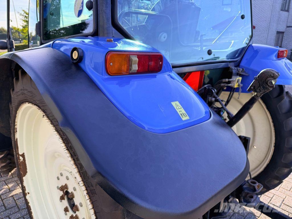 New Holland T5050 Kruip, Shuttle Traktori