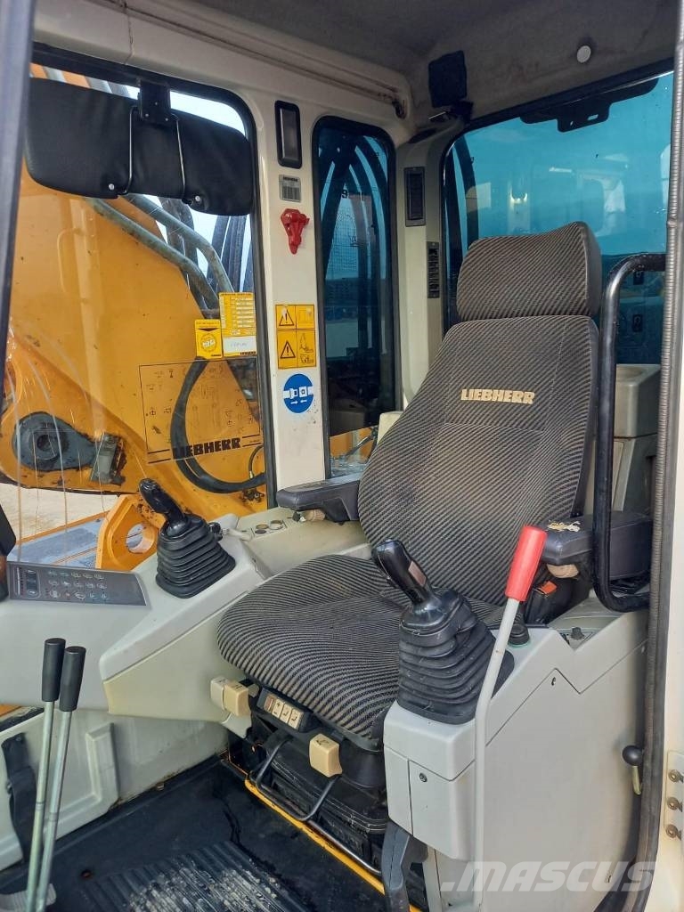 Liebherr R 924 B HD S L LITROIC 履带挖掘机