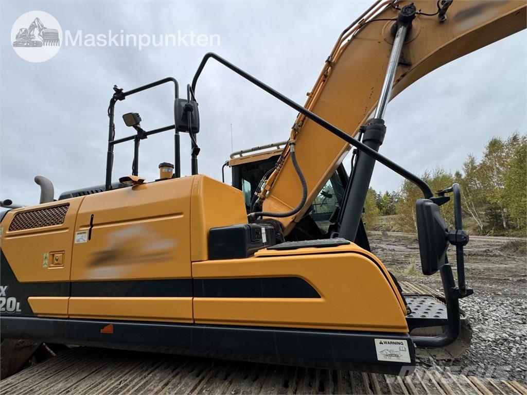 Hyundai HX220L Kāpurķēžu ekskavatori