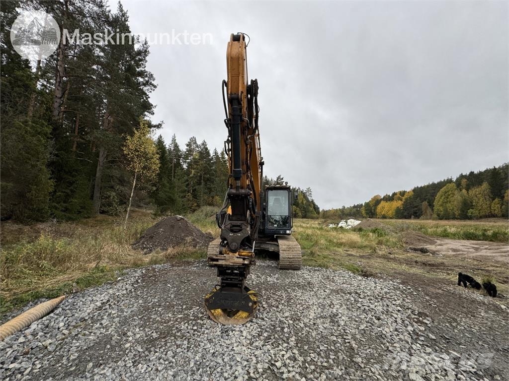 Hyundai HX220L Kāpurķēžu ekskavatori