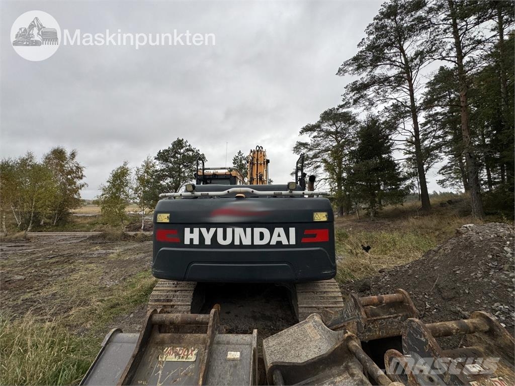Hyundai HX220L Kāpurķēžu ekskavatori