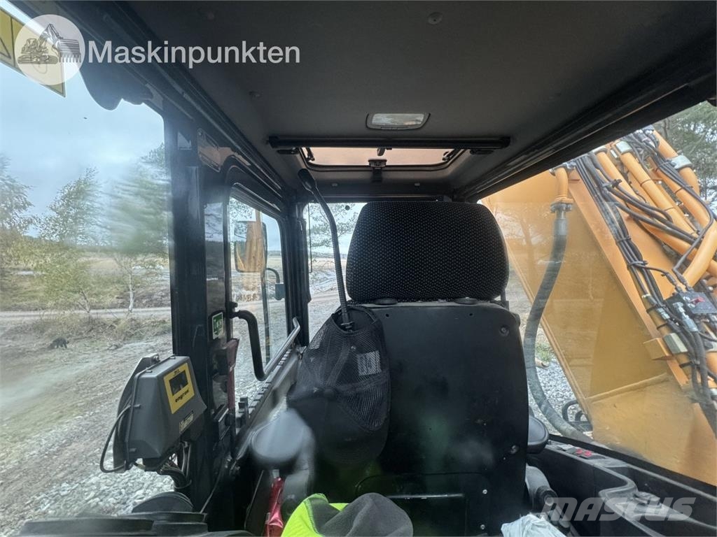 Hyundai HX220L Kāpurķēžu ekskavatori