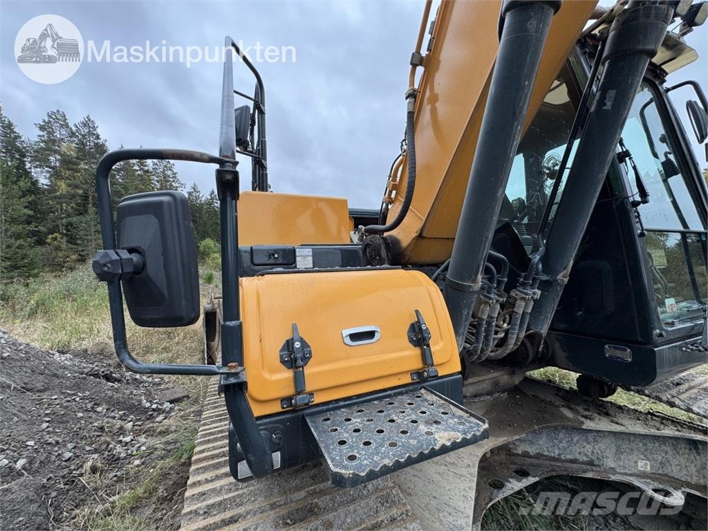 Hyundai HX220L Kāpurķēžu ekskavatori