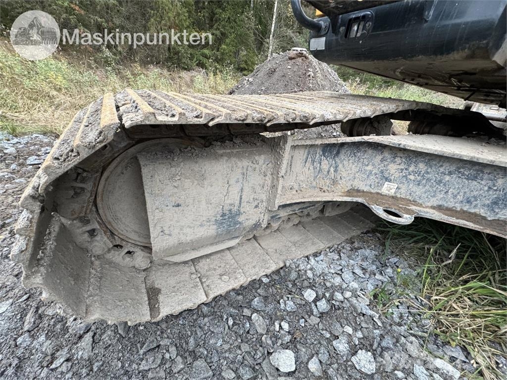Hyundai HX220L Kāpurķēžu ekskavatori