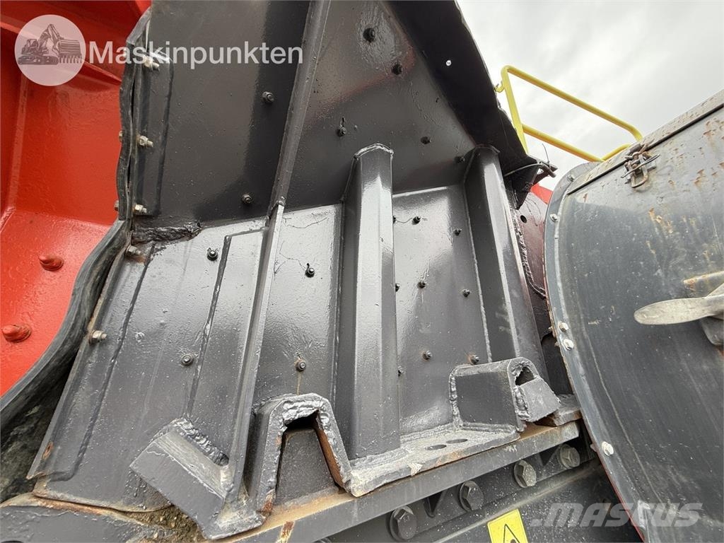 Sandvik UJ440I Mobile knusere