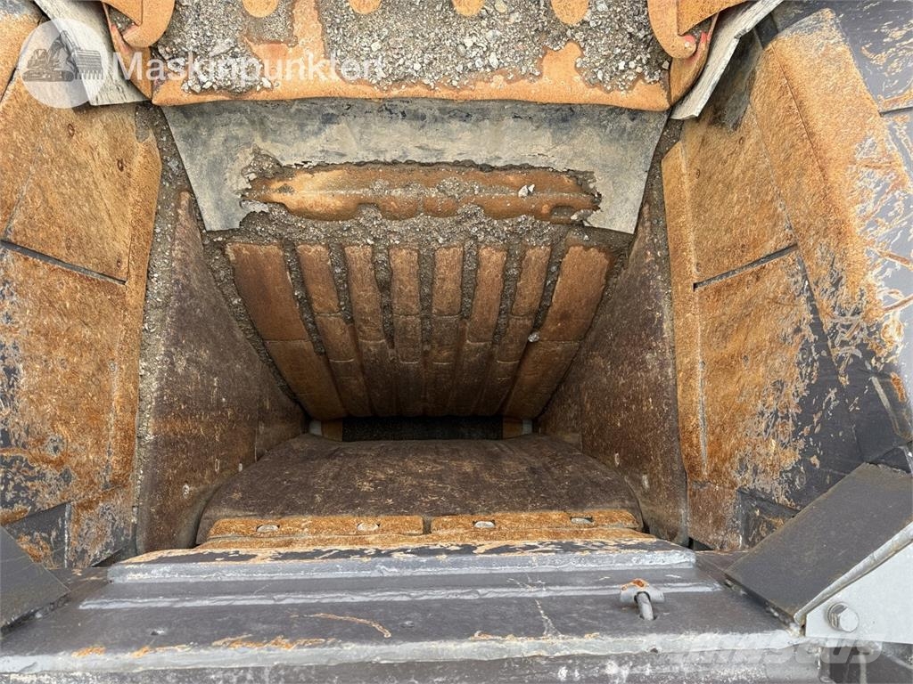 Sandvik UJ440I Mobile knusere