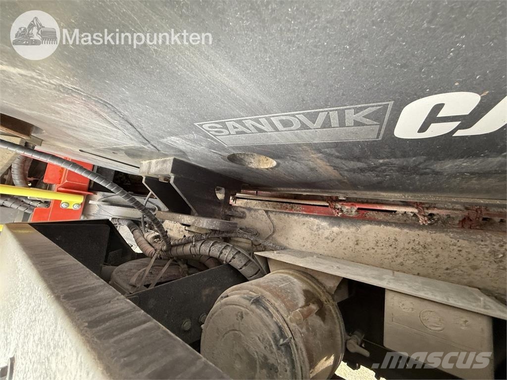 Sandvik UJ440I Mobile knusere