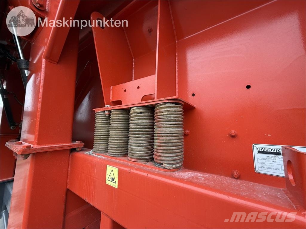 Sandvik UJ440I Mobile knusere