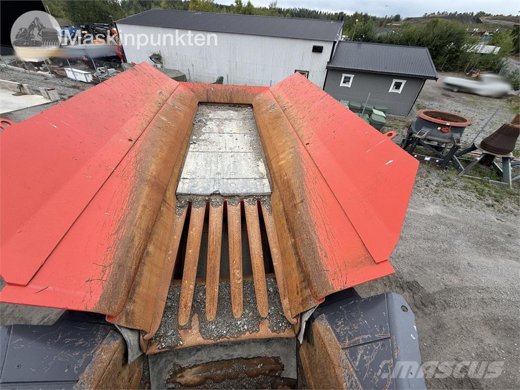 Sandvik UJ440I Mobile knusere