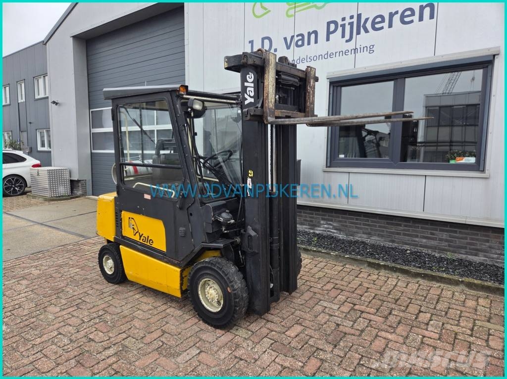 Yale GLP25TF 2.5t triplex5.25m+sideshift+cabin Plinski viljuškari