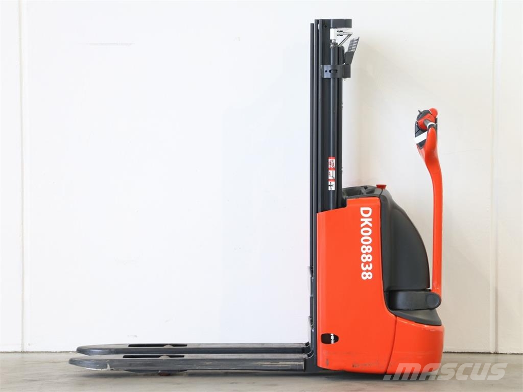 Linde L12/1172-01 Apiladores eléctricos