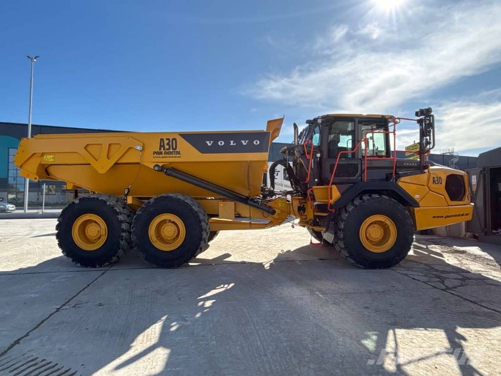 Volvo A30 Uthyres/For Rental Зчленовані самоскиди