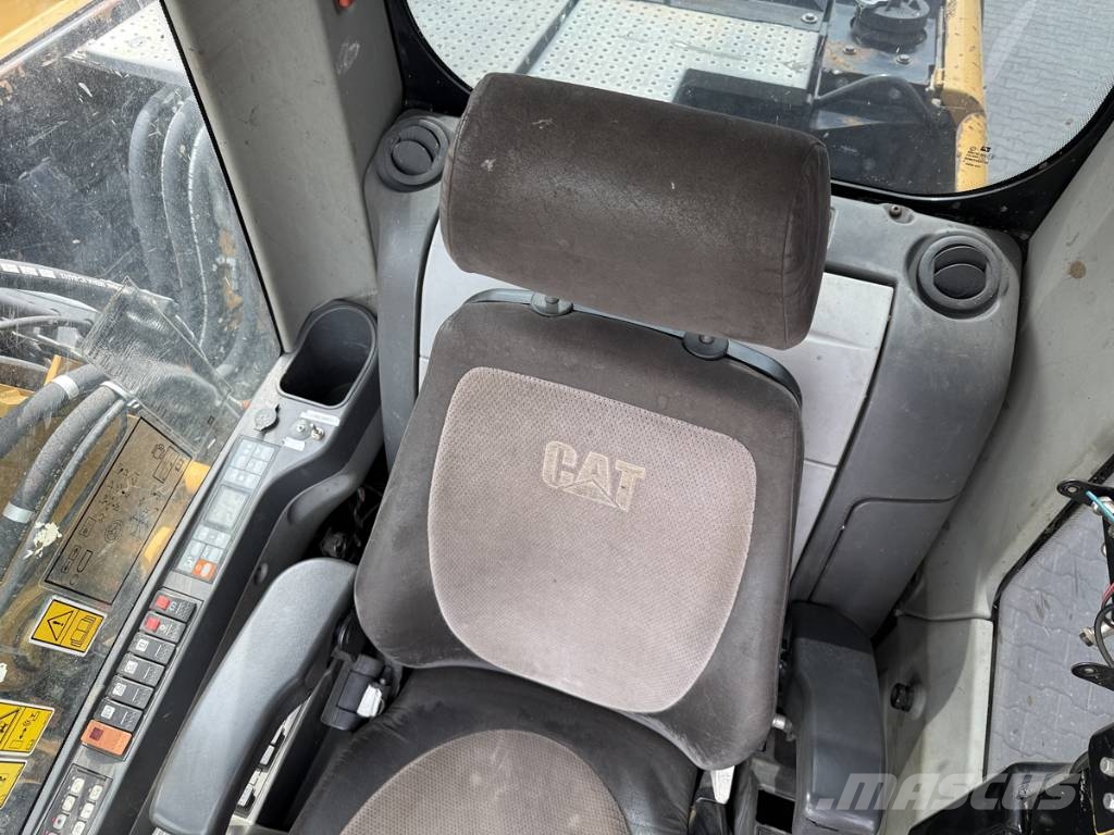 CAT M 313 D Wielgraafmachines
