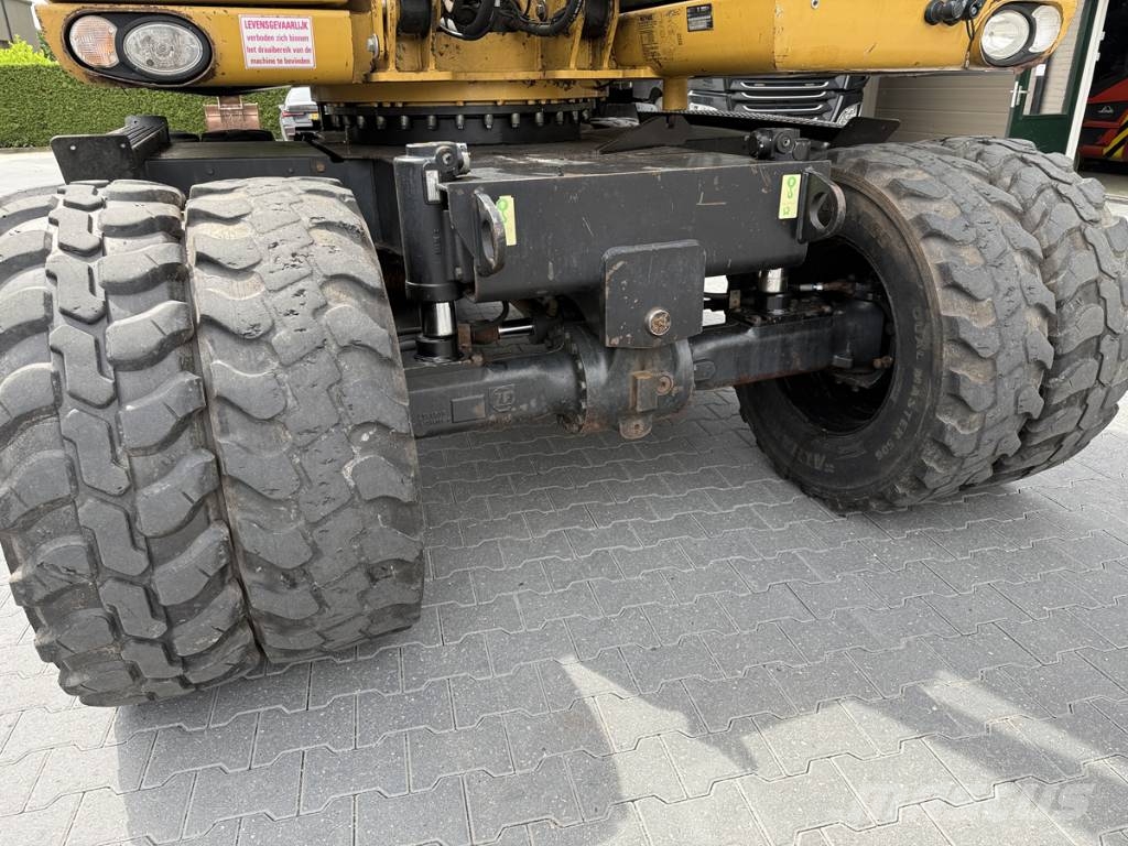 CAT M 313 D Wielgraafmachines