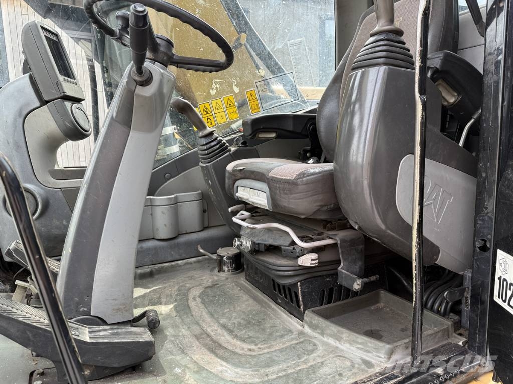 CAT M 313 D Wielgraafmachines