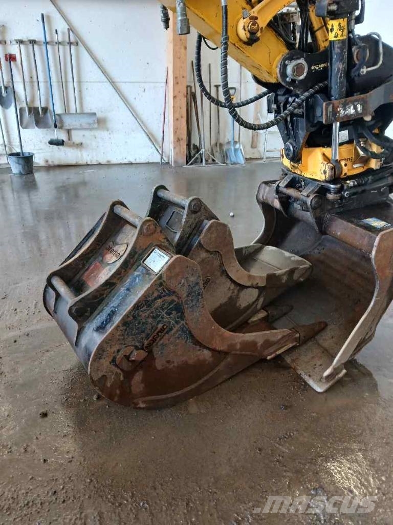 Komatsu PC78US-10 Μίνι εκσκαφείς 7t - 12t