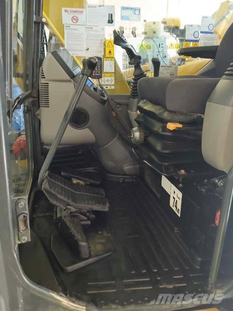 Komatsu PC78US-10 Μίνι εκσκαφείς 7t - 12t