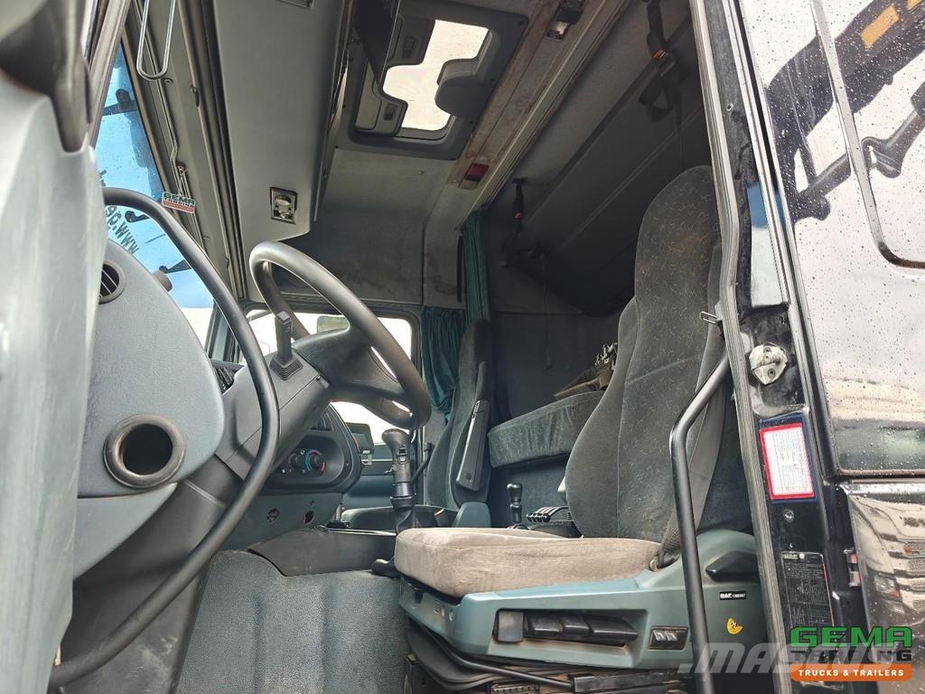 DAF AK48XS XF95.530 8x2/4 SpaceCab Euro3 - 30T Hook Ar Hook lift trucks