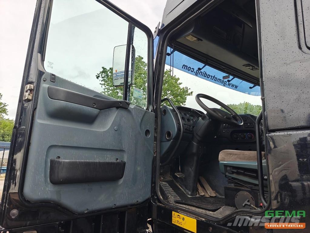 DAF AK48XS XF95.530 8x2/4 SpaceCab Euro3 - 30T Hook Ar Camiones polibrazo