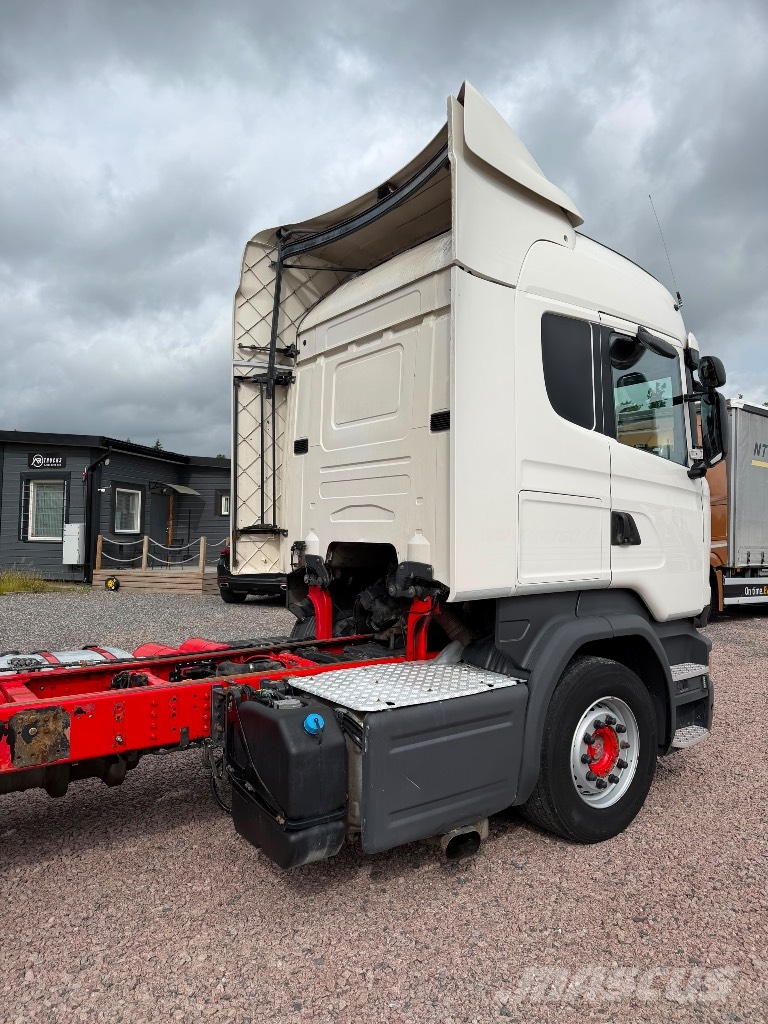 Scania R580LB8x4*4NB Camiones con chasís y cabina