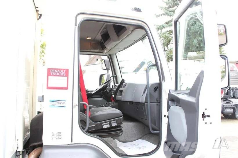 Renault D 240 -R--017 溫控卡車