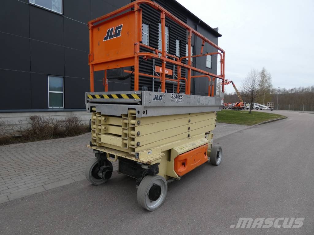 JLG 3246 ES Schaarhoogwerkers