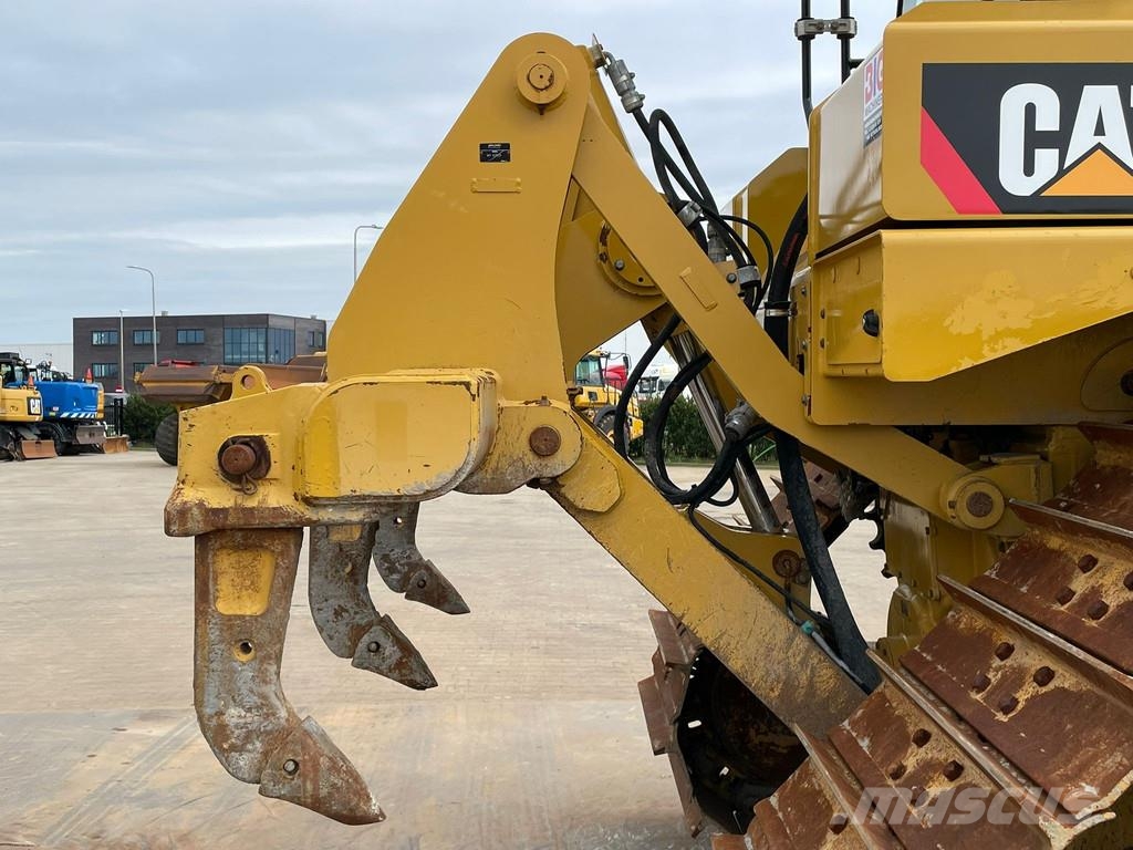 CAT D6T LGP Telaketjupuskutraktorit