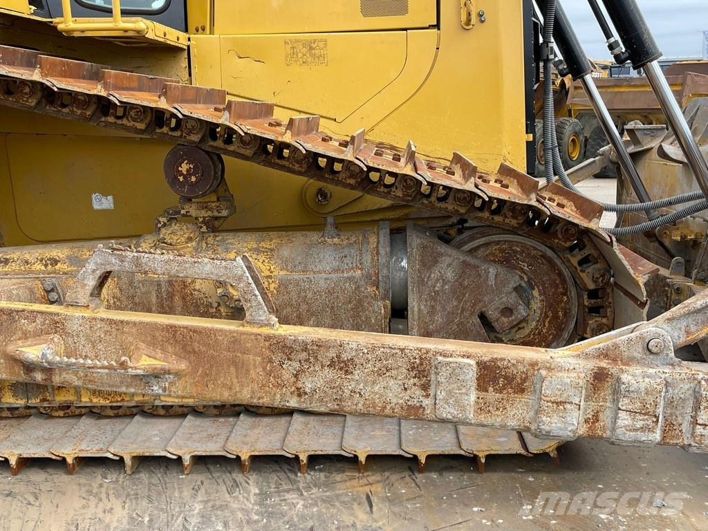 CAT D6T LGP Telaketjupuskutraktorit