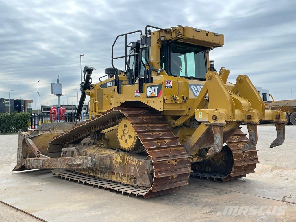 CAT D6T LGP Telaketjupuskutraktorit