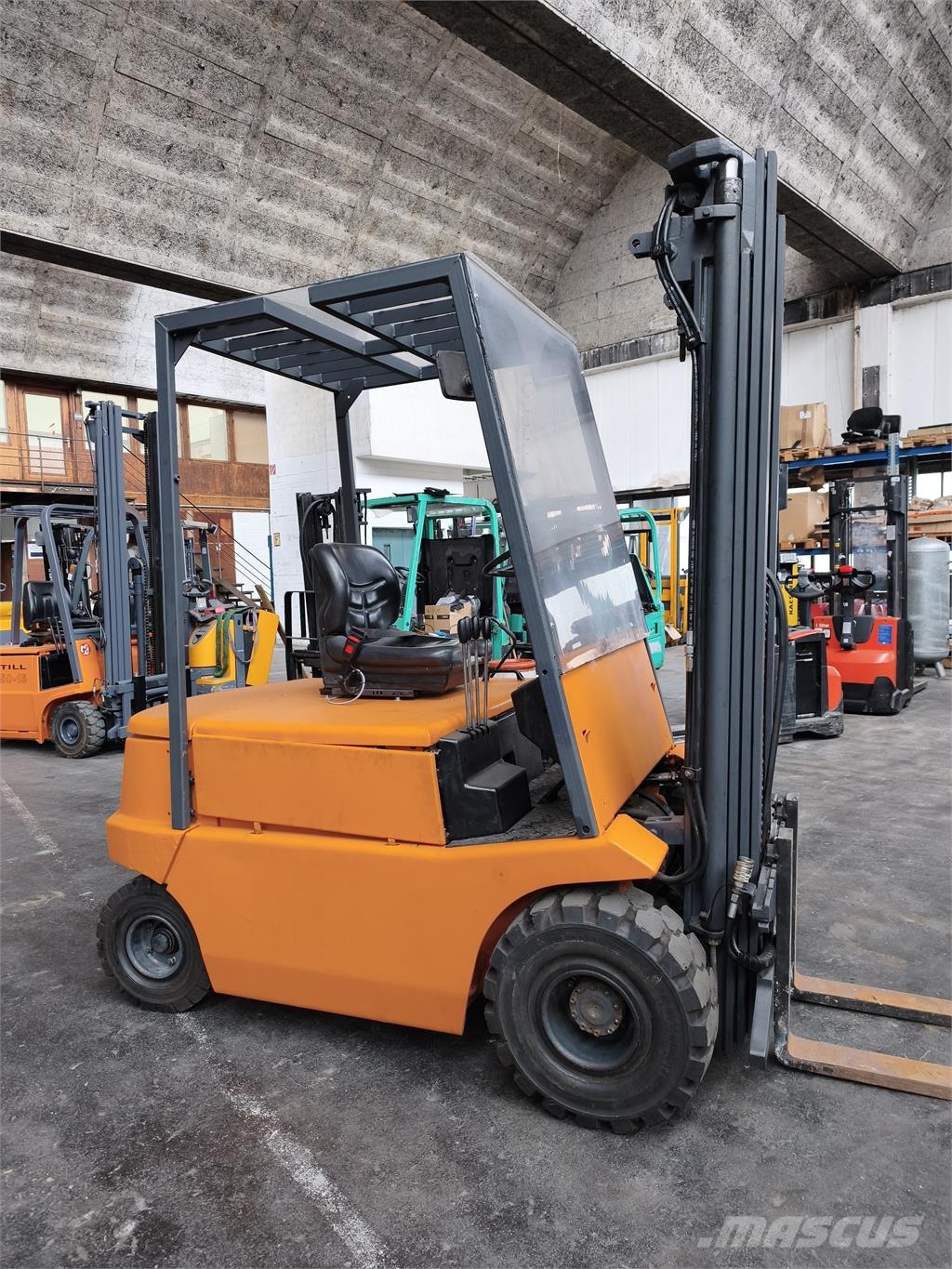 Still R 60-25 バッテリーフォークリフト
