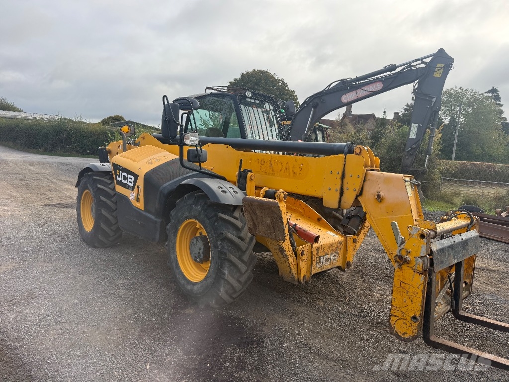 JCB 535 V 140 Telescopic handlers