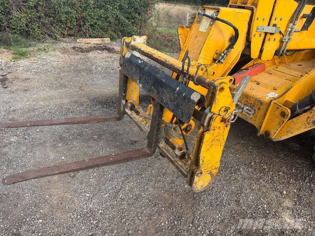 JCB 535 V 140 Telescopic handlers