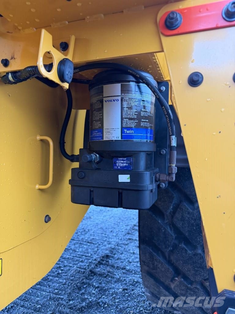 Volvo L90H / L90H2 -24 fullutrustad Læssemaskiner på hjul
