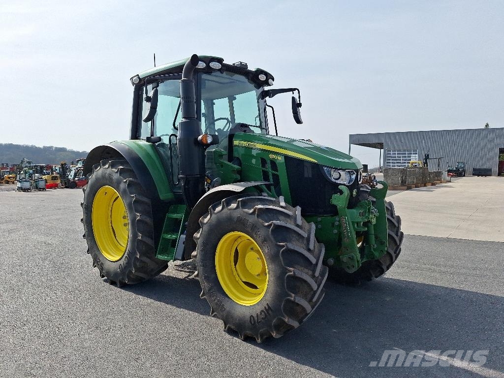 John Deere 6110M Traktoren