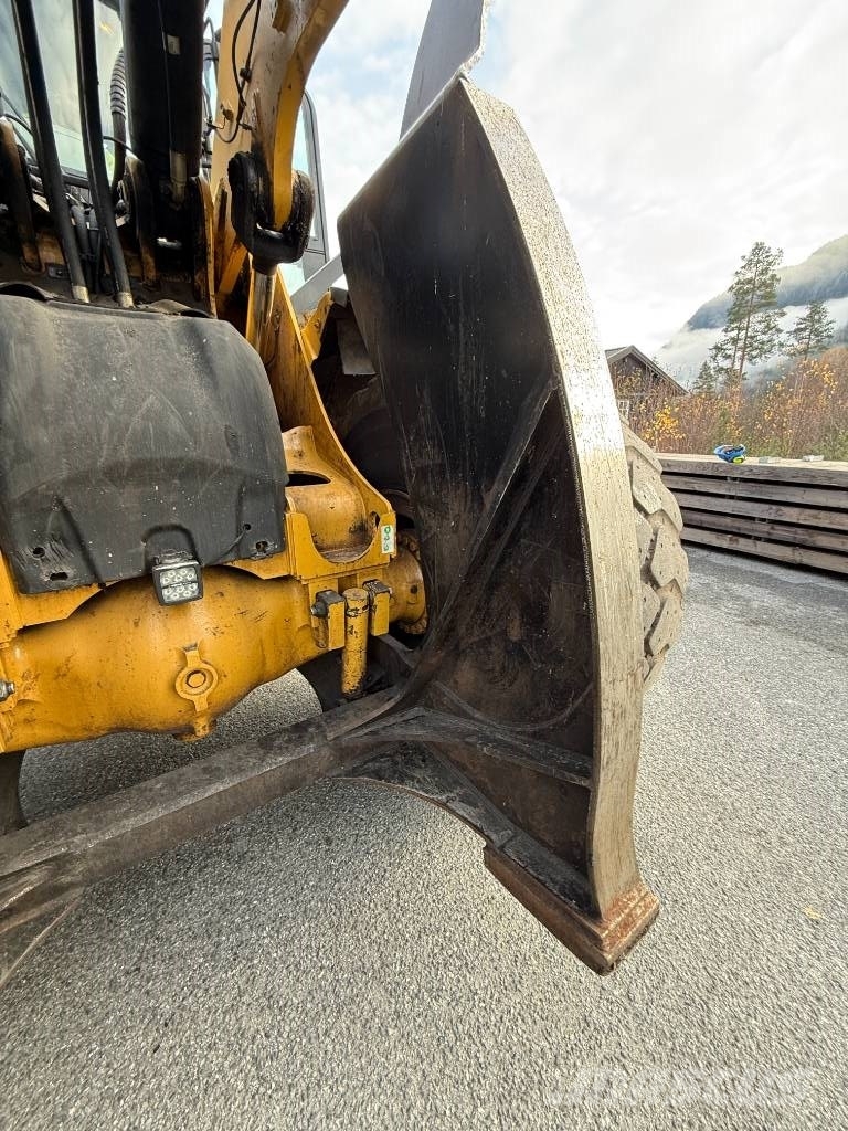 CAT 980 M Ładowarki kołowe