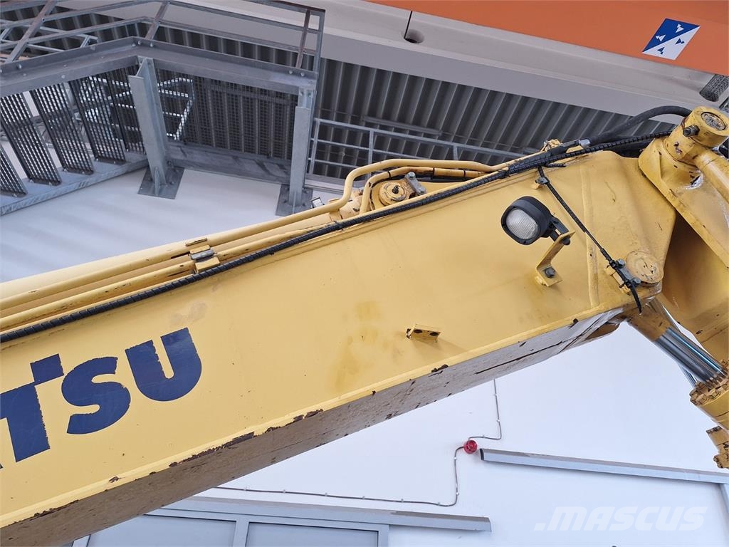 Komatsu PW 148 - 8 4X4 Stavebnictví - ostatní