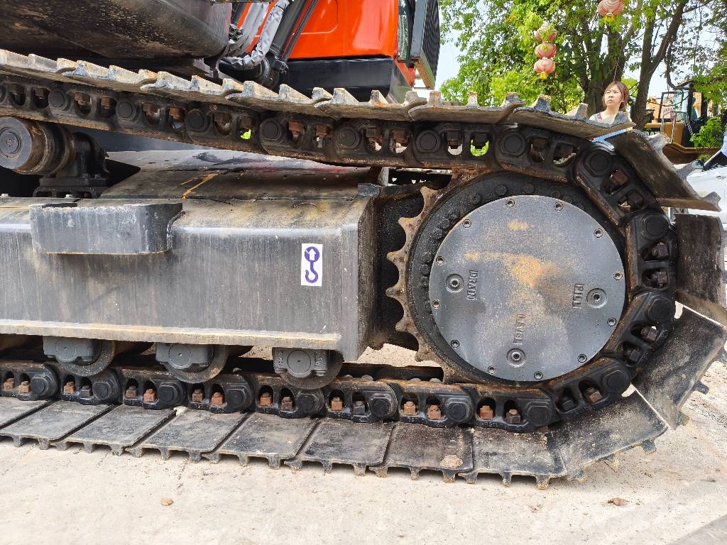 Doosan DX 225 LCA 履带挖掘机