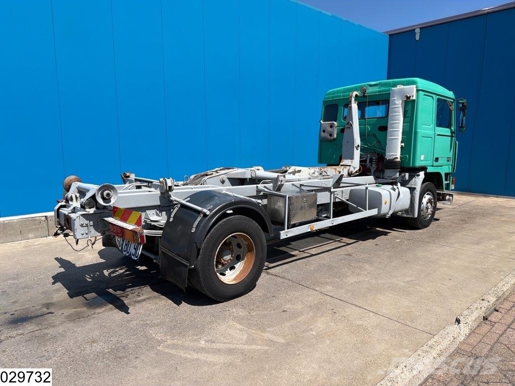 Volvo F10 Polybenne, PTO, Telma شاحنات الرافعات الخطافية