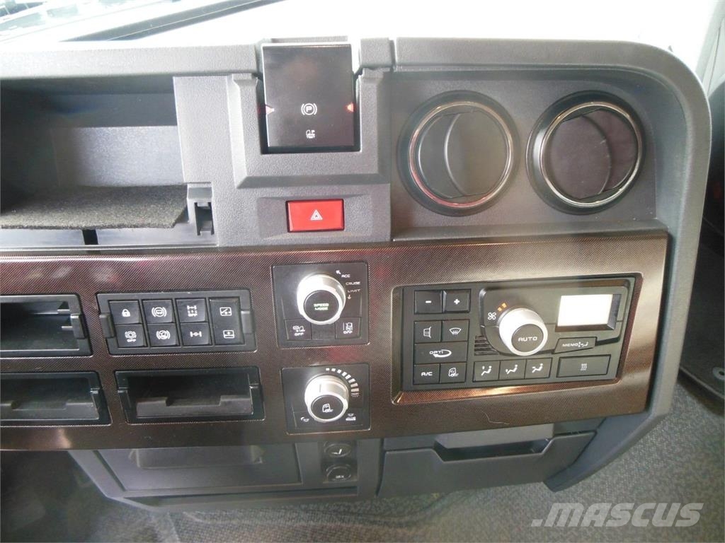 Renault T520 HIGH, COMFORT, LOWDECK, TOP STAND!! Naudoti vilkikai