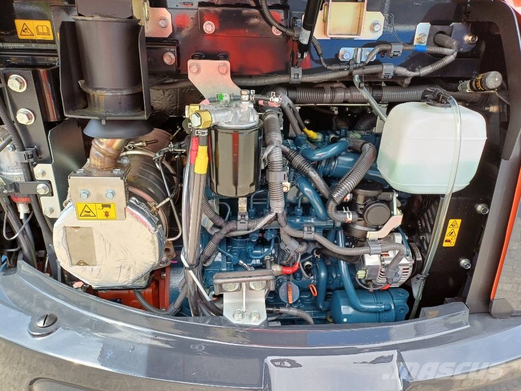 Kubota KX060-5 VA 中型挖掘机