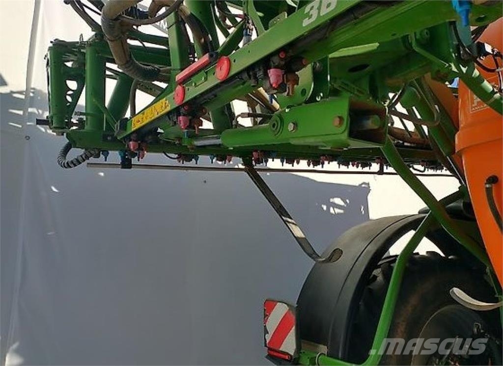 Amazone UX 11201 Super 36m Trailed sprayers