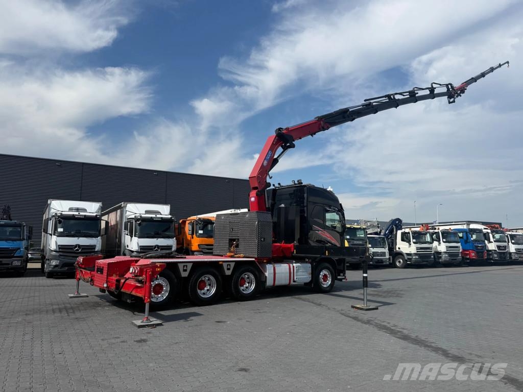 Volvo FH 16.750 FH 8x4*4 / Retarder + HMF 5020-K6 + Flyj Kranen voor alle terreinen