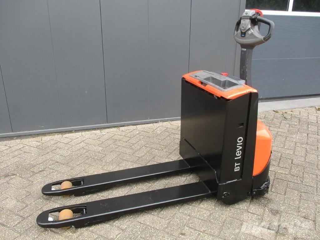 Toyota LWE140 Wózki widłowe unoszące