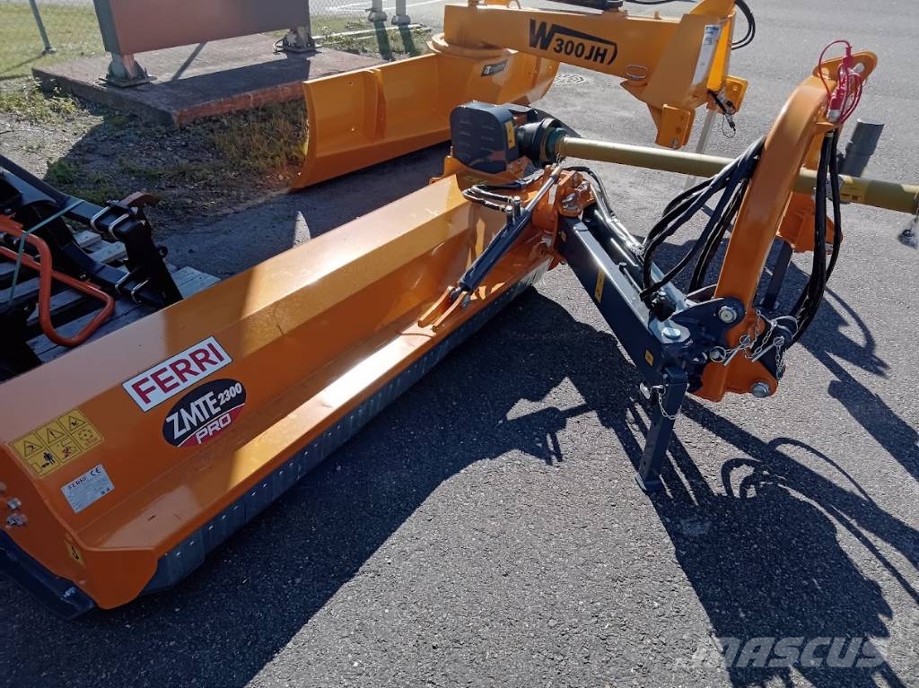 Ferri ZMTE-PRO 2300 piennarmurskain Hasat makineleri
