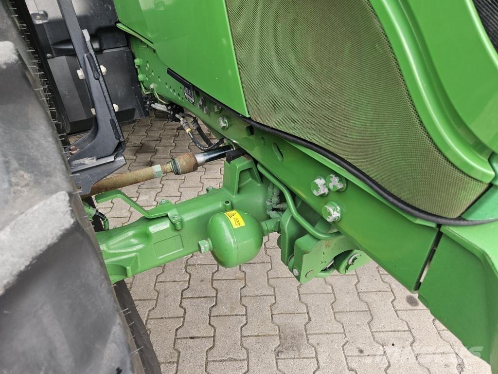 John Deere 6145 R Tractores