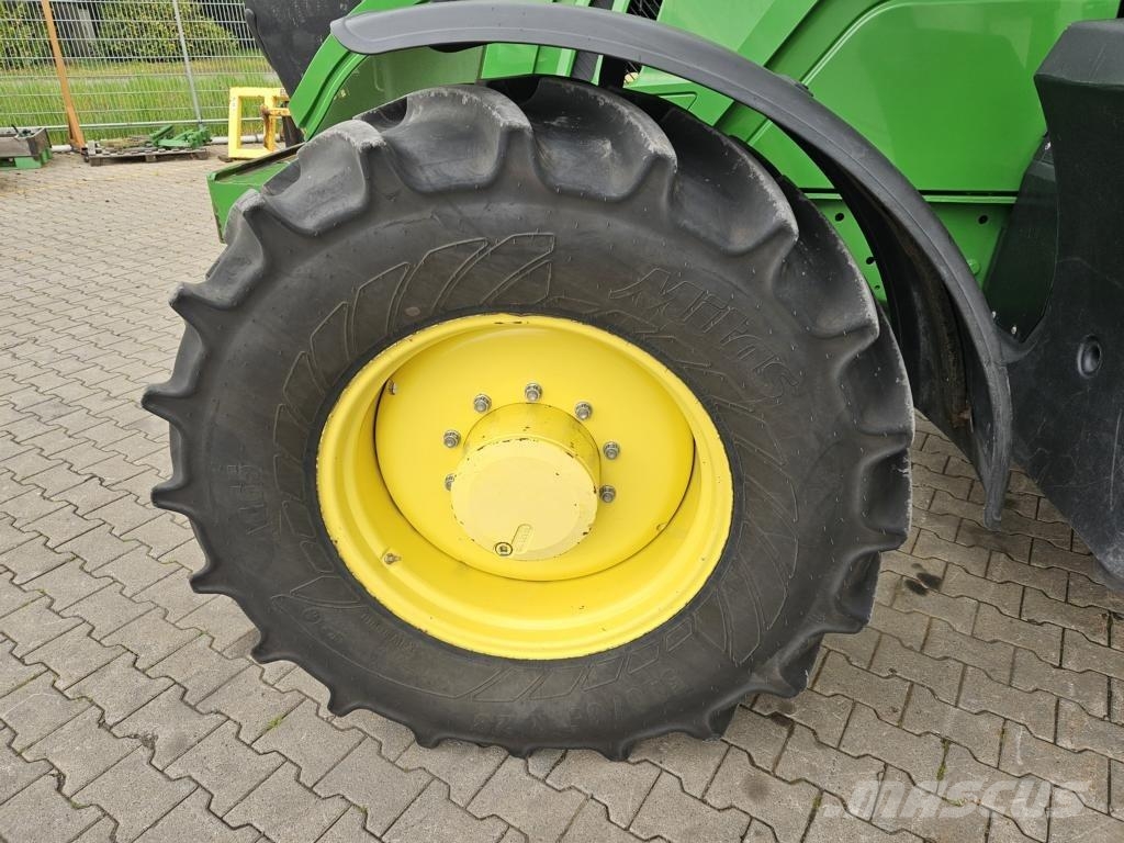 John Deere 6145 R Tractores