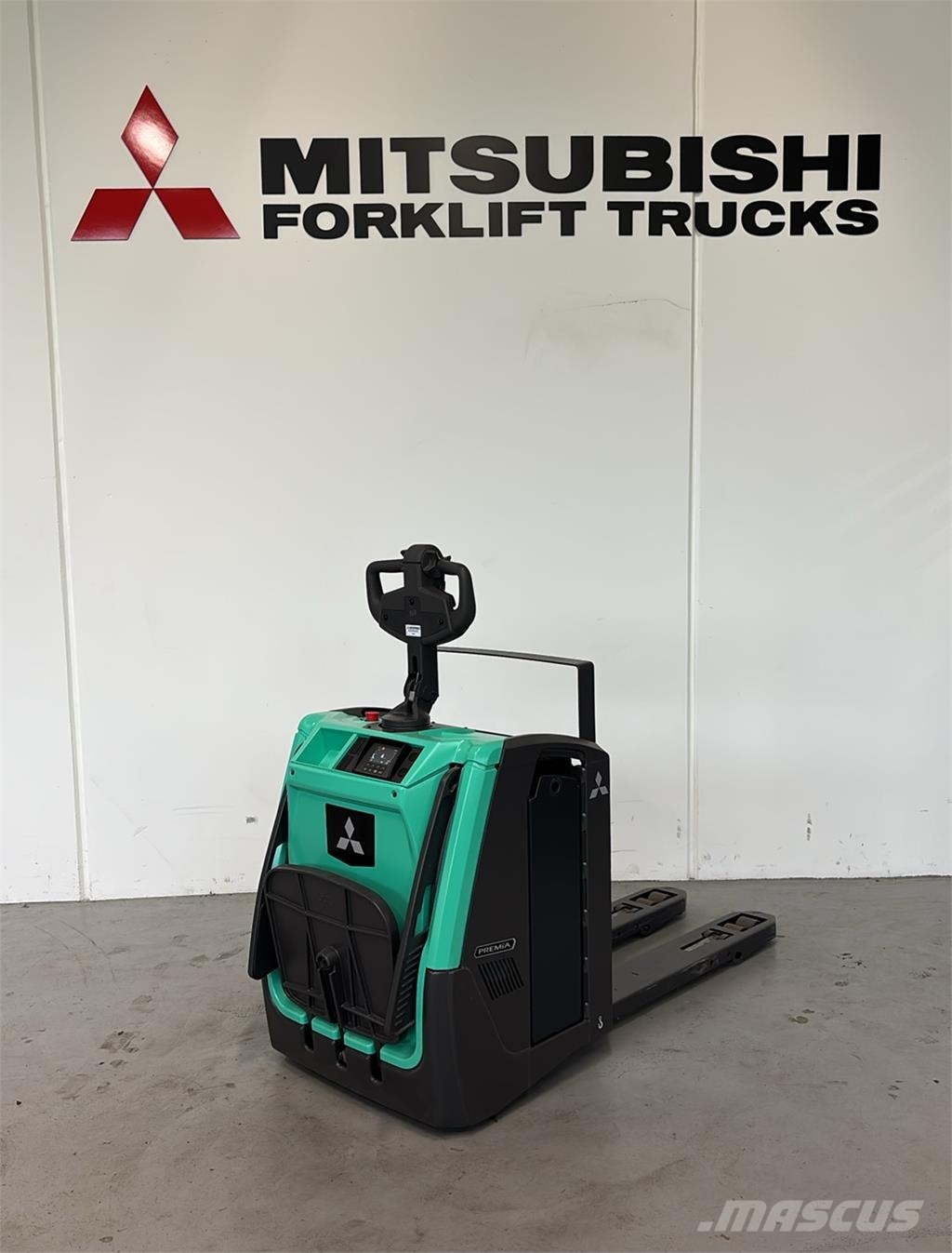 Mitsubishi PBV20N3 Platform truck